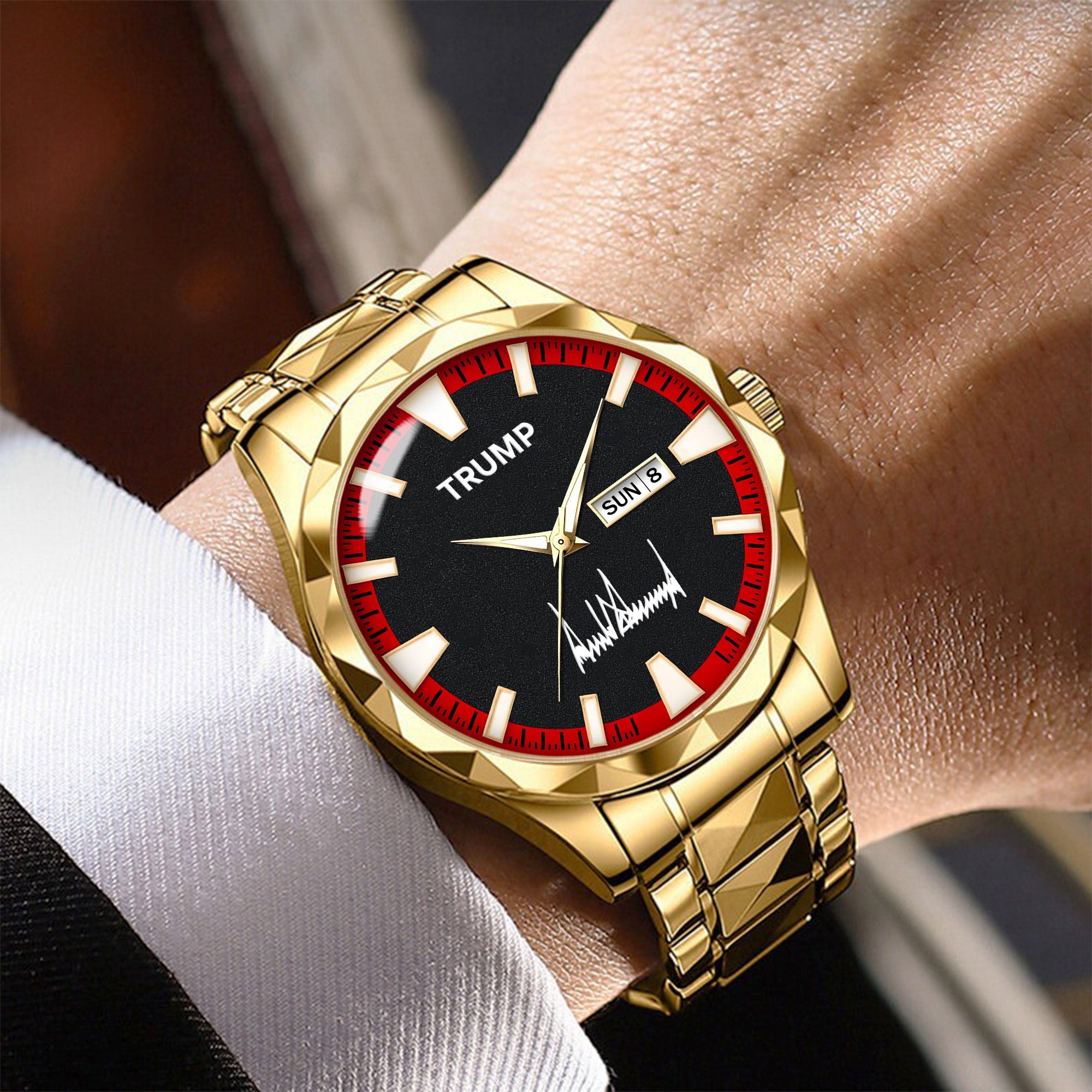 TRUMP Watch 2026 Luxury Gold Steel – Signature Red Sport Dial
