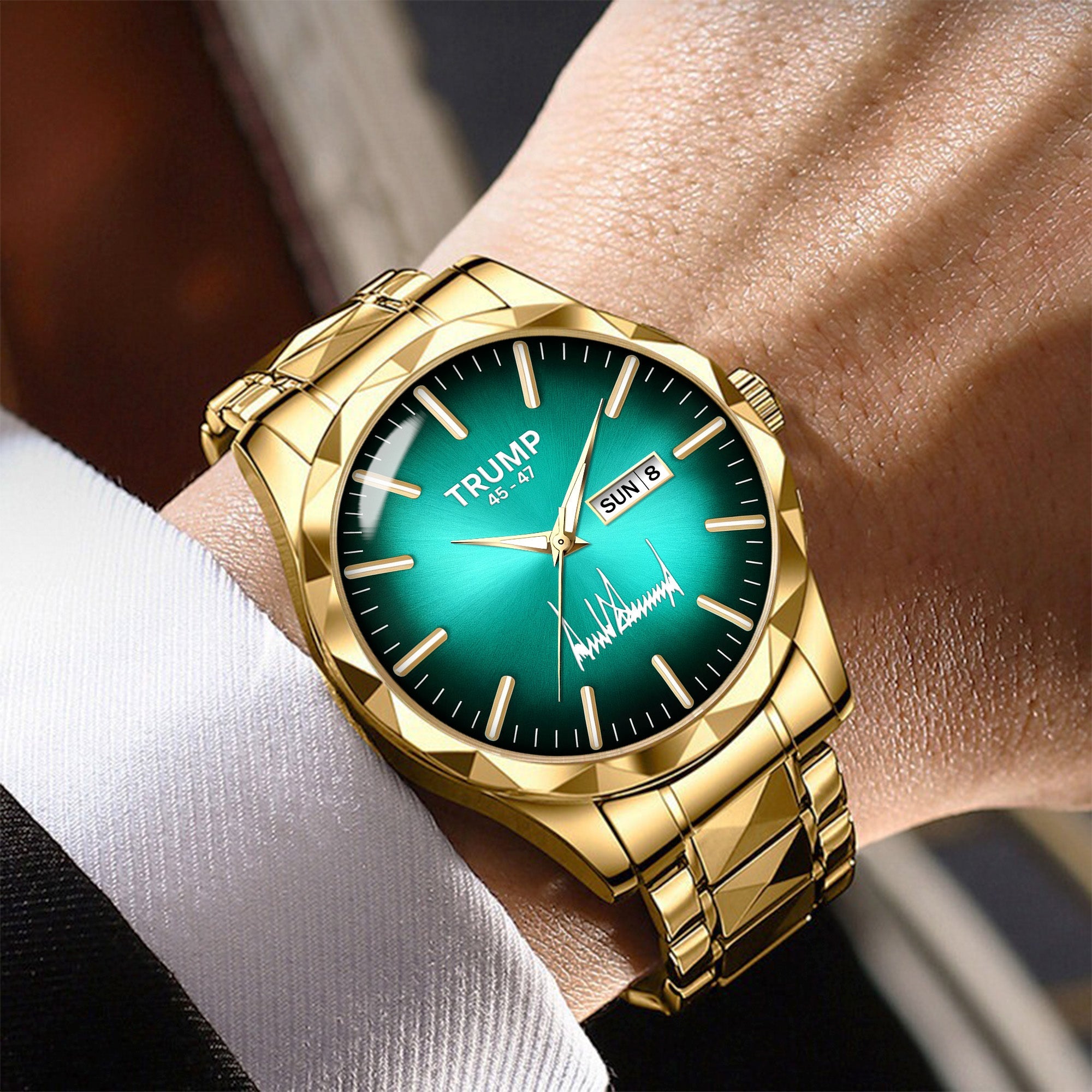 TRUMP 45-47 Watch 2026 Luxury Gold – Emerald Green Sunburst Dia