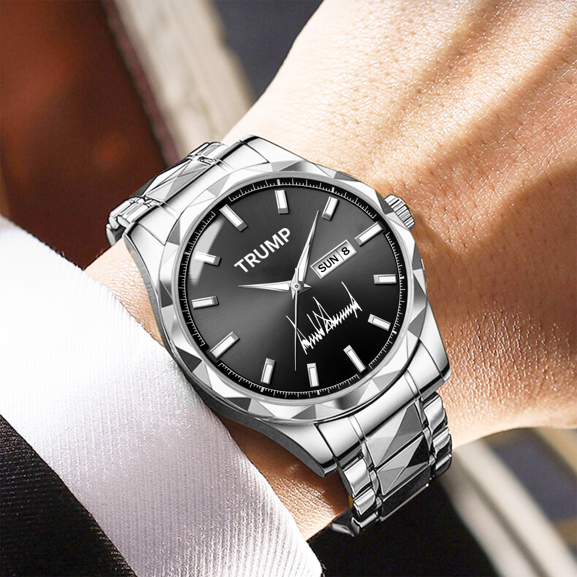 TRUMP Watch 2026 Silver Black Dial – Luxury Steel Watch for Men