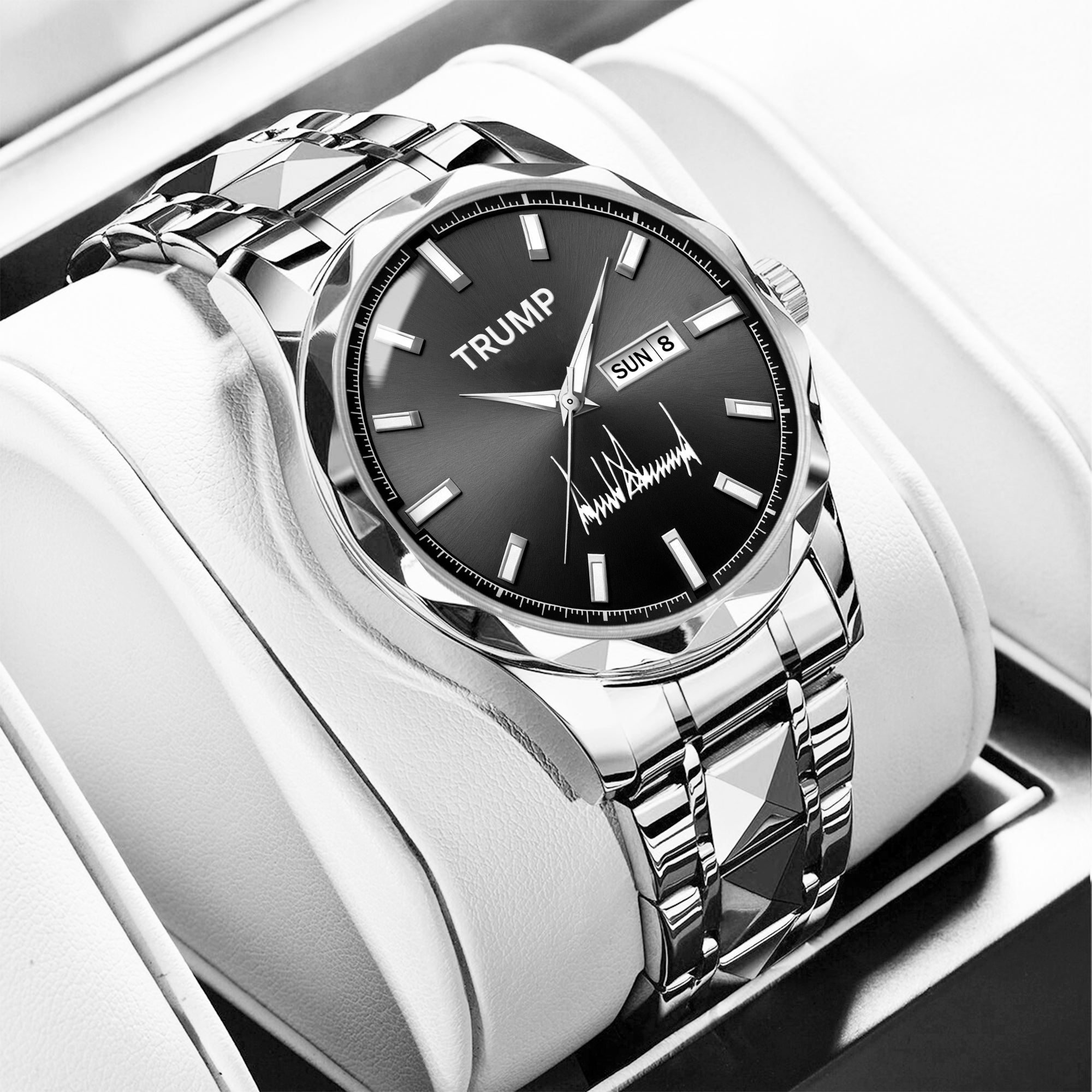 TRUMP Watch 2026 Silver Black Dial – Luxury Steel Watch for Men
