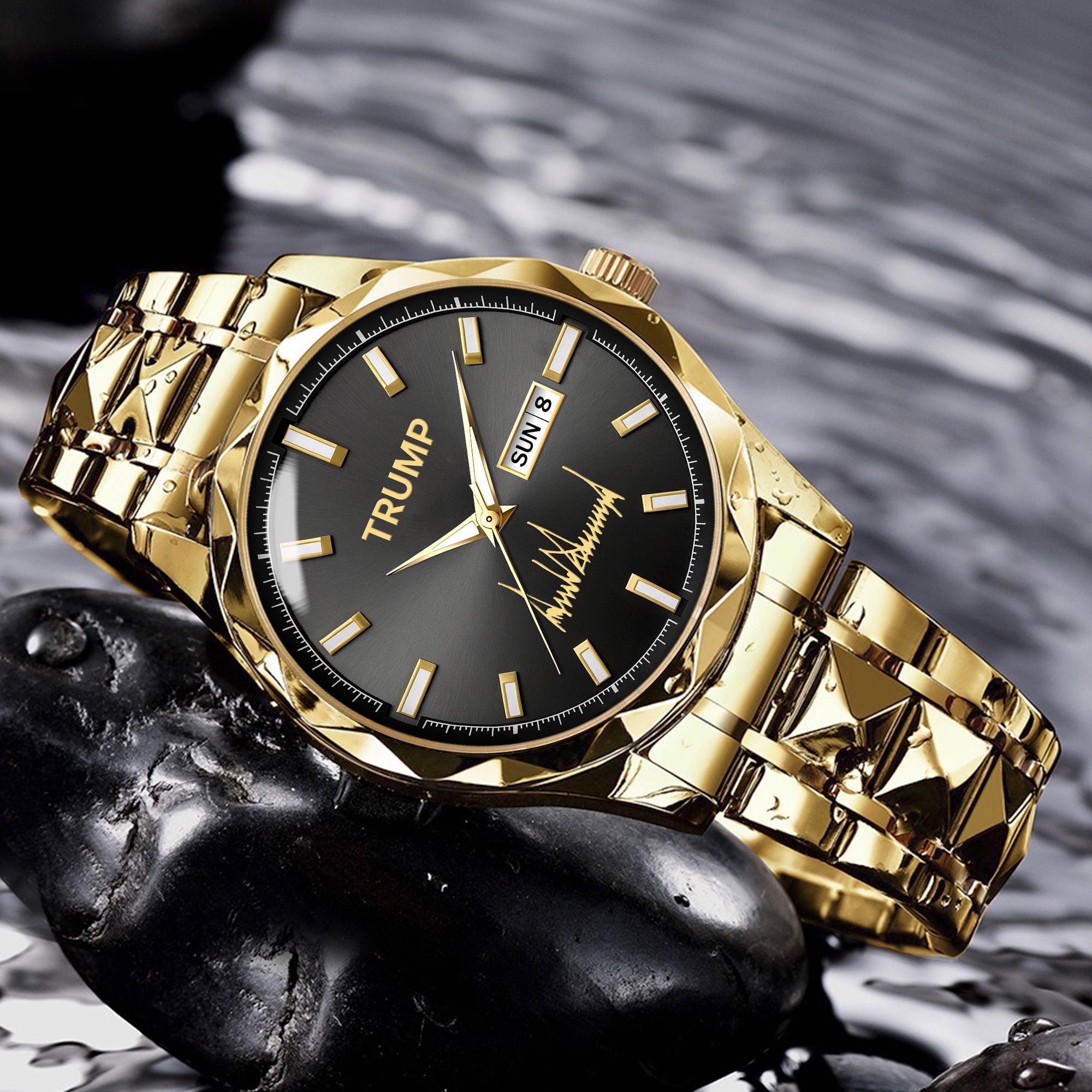 TRUMP Watch 2026 Luxury Gold – Signature Black Dial