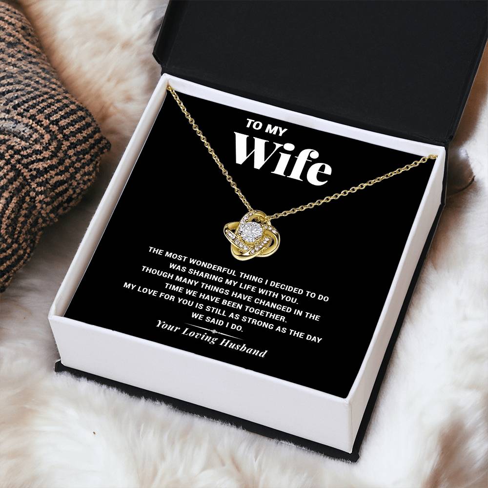 Sharing My Life Wi Love Knot Necklace