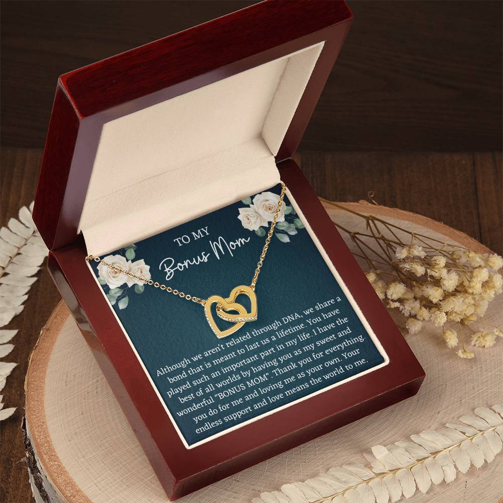 Interlocking Bonus Mom Interlocking Hearts Necklace