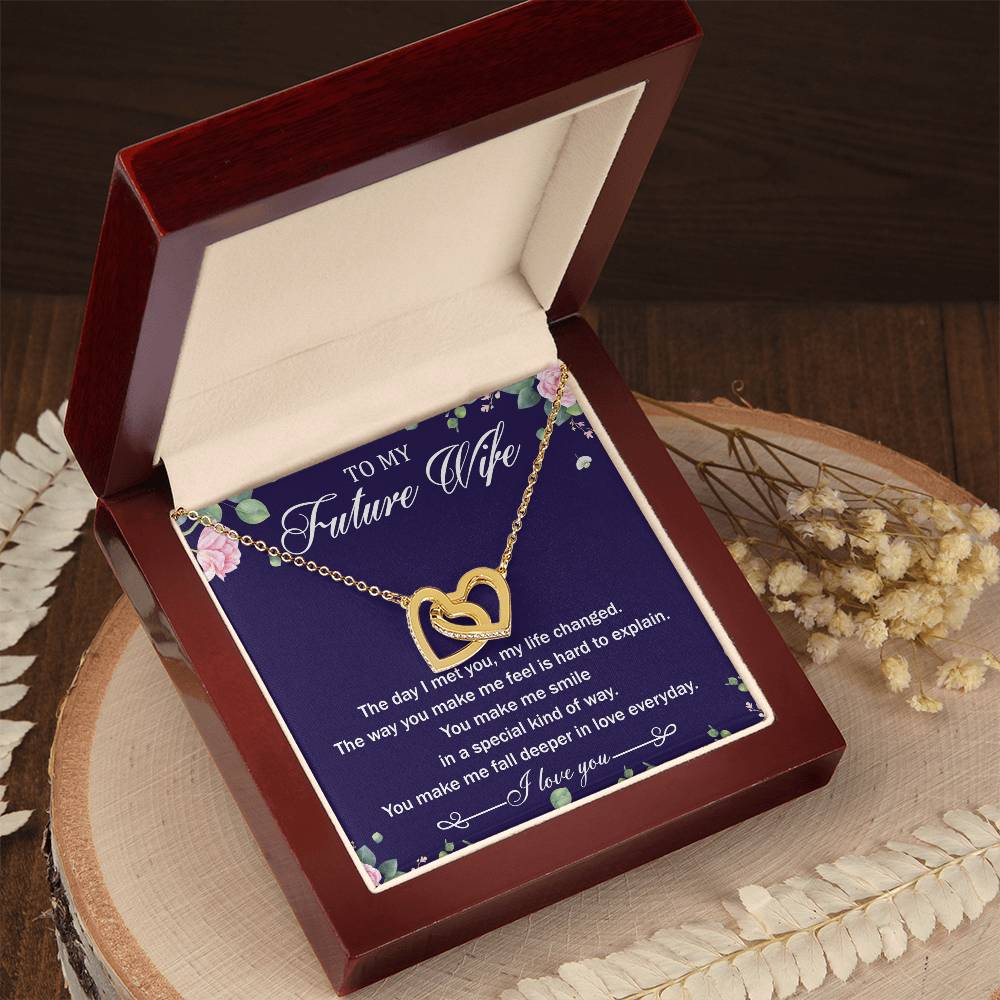 To My Future Wife Interlocking Hearts Necklace Message Card