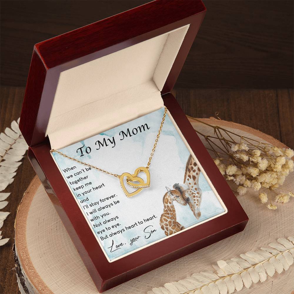 To My Mom Interlocking Hearts Necklace Message Card