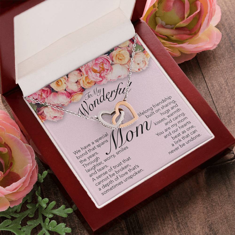 Wonderful Mom Interlocking Hearts Necklace