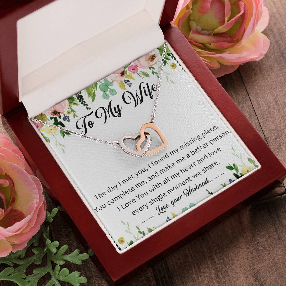 To My Wife Interlocking Hearts Necklace Message Card