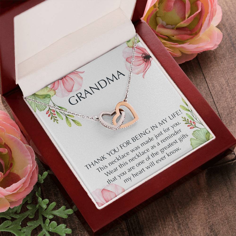 Grandma Interlocking Hearts Necklace Message Card