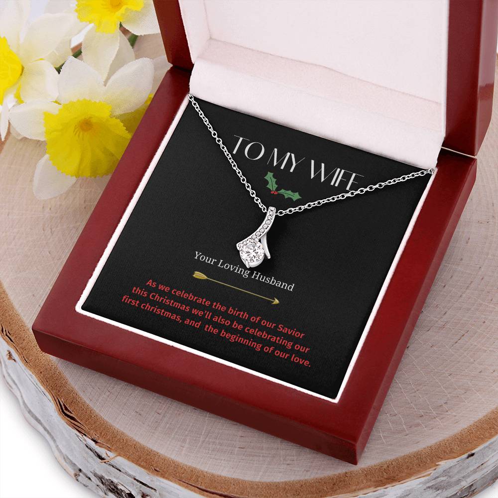 Beautiful Mesmerizing Christmas Pendent Gift For Your Wife Alluring Beauty Necklace